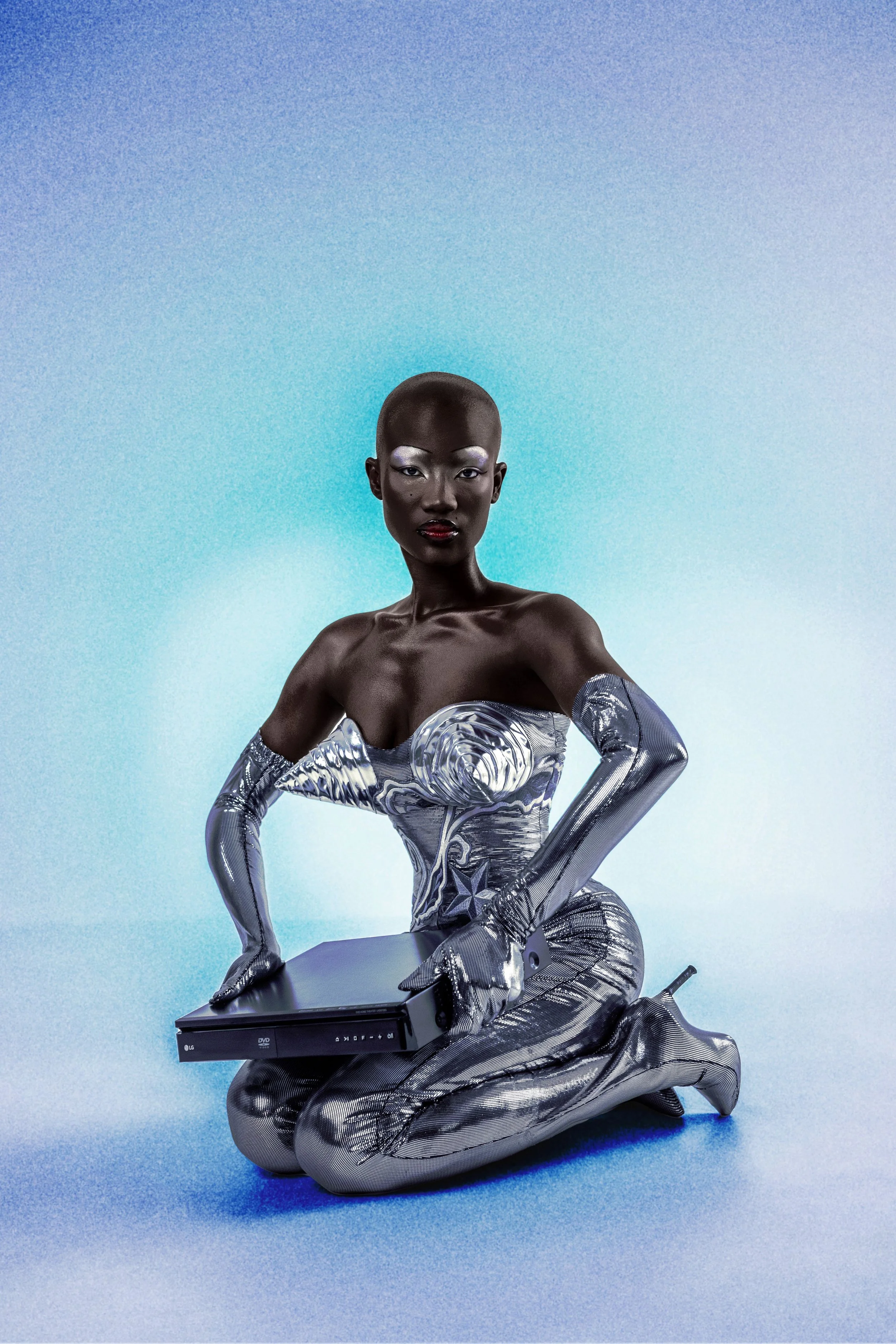 アート・デザイン・音楽 NAGA HAJIME SORAYAMA Last day @nzai_shanghai —————————————————————— Hajime